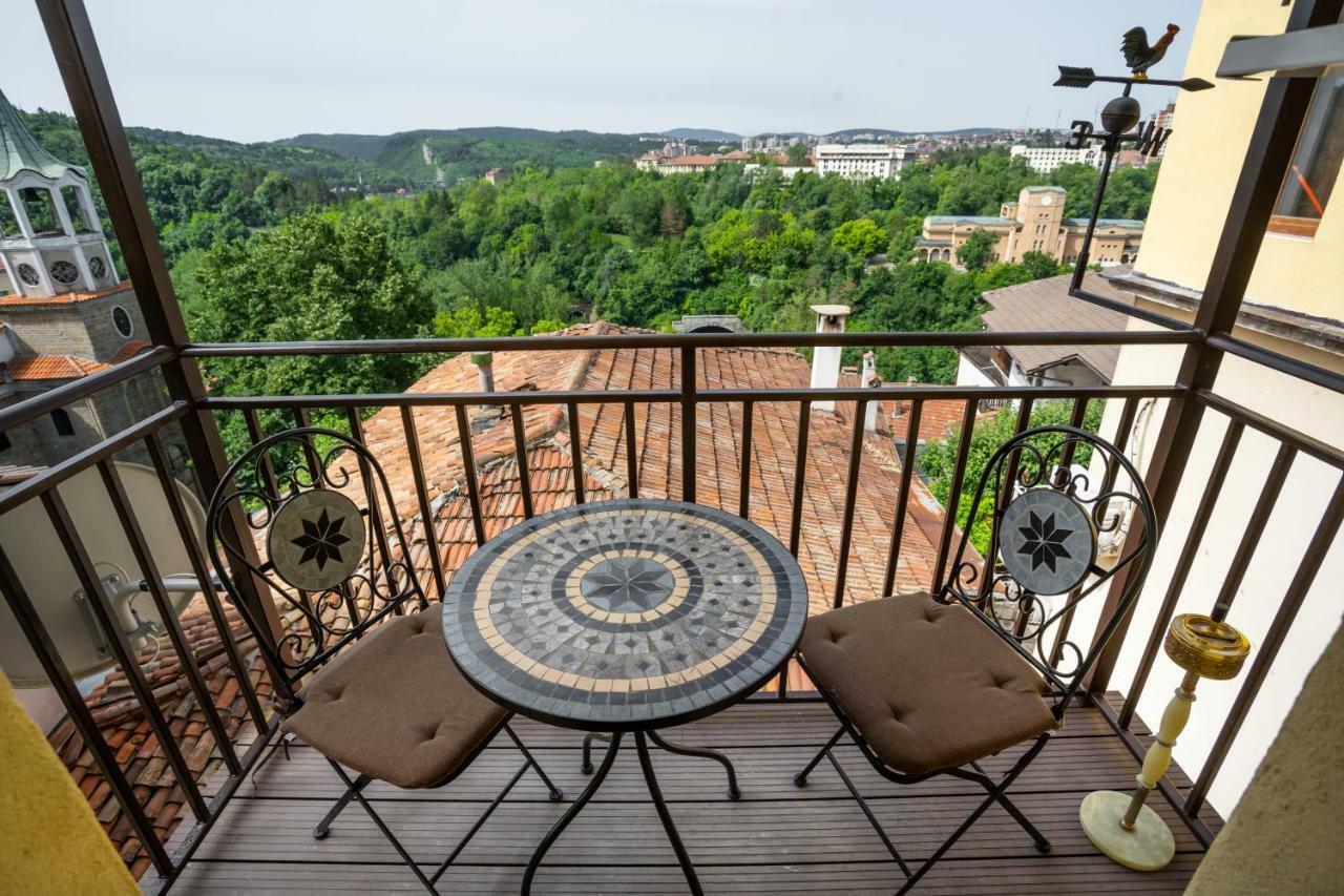 Historic Apartment In The Heart Of The City ヴェリコ・タルノヴォ エクステリア 写真
