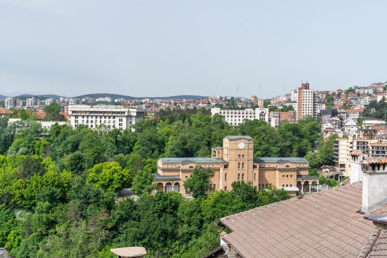 Historic Apartment In The Heart Of The City ヴェリコ・タルノヴォ エクステリア 写真